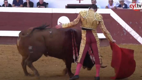 Toutes les Ferias de la mi-septembre dans Grana y Oro. Voir l'émission