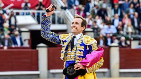 Madrid. Román frôle la puerta grande. Blessure de David Galván
