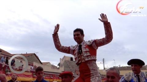 mauguio-roman-perez-a-hombros