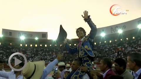 acho-sebastien-castella-a-hombros