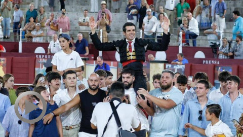 corrida-picassiana-de-malaga-emilio-de-justo-corta-cuatro-orejas