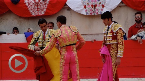 nimes-tarde-de-toros-et-de-toreros-pour-le-grand-final-des-vendanges