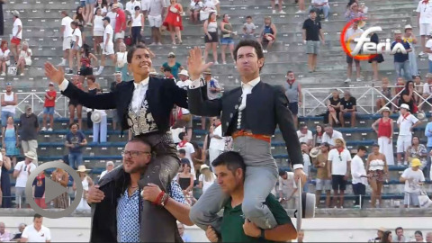 beziers-lea-vicens-et-leonardo-hernandez-par-la-puerta-grande