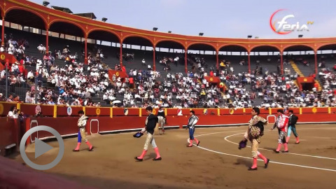 Acho. Esfuerzos de la terna con exigente novillada de Camponuevo