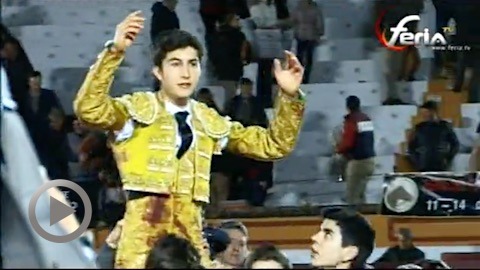 olivenza-manuel-perera-a-hombros