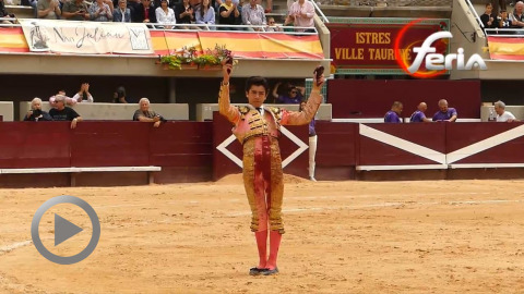 istres-marco-perez-simpose-dans-son-mano-a-mano-avec-nino-julian