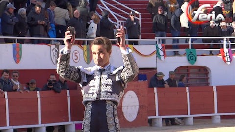 juan-bautista-triomphe-contre-vents-et-marge