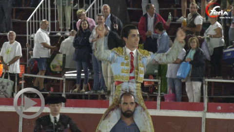 El Mene en Puerta Grande sur la dernière de Calasparra