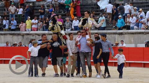 talavante-et-tomas-rufo-a-hombros-en-cloture-de-nimes