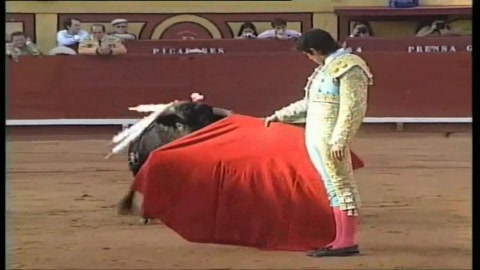 algeciras-quatre-oreilles-et-cornada-pour-castella