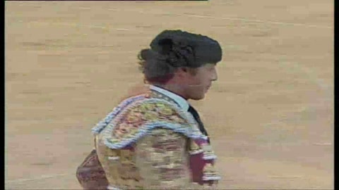 finito-et-el-fandi-coupent-une-oreille