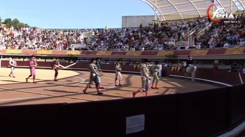 istres-talavante-a-hombros