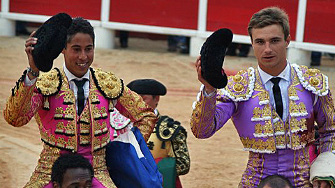 juan-bautista-et-savalli-a-hombros