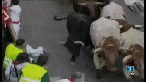 feria-de-san-fermin---pampelune---encierro-du-13-juillet-2007