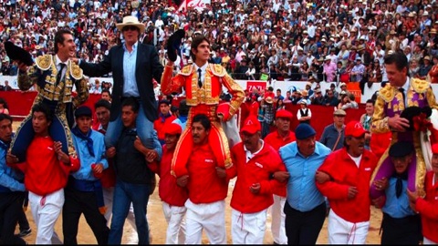 extraordinaire-corrida-a-quito