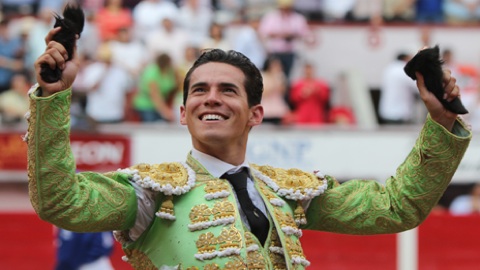 silveti-a-hombros-a-aguascalientes