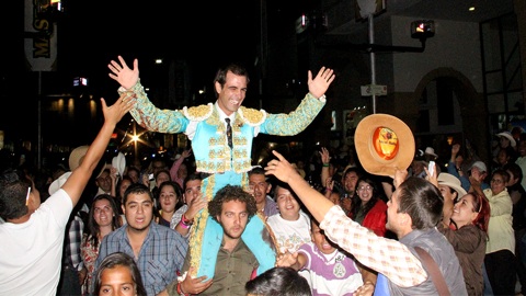 trois-oreilles-pour-arturo-macias