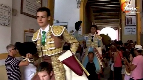 beziers-ortiz-et-castrillon-a-hombros