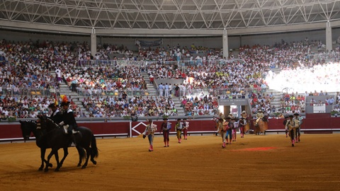 burgos-decevante-premiere-au-coliseum