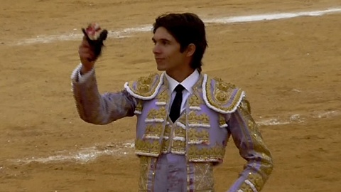 unique-oreille-pour-castella