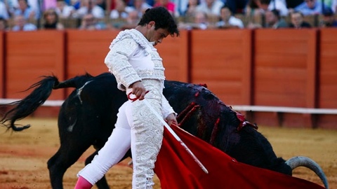 seville-unique-ovation-pour-abellan