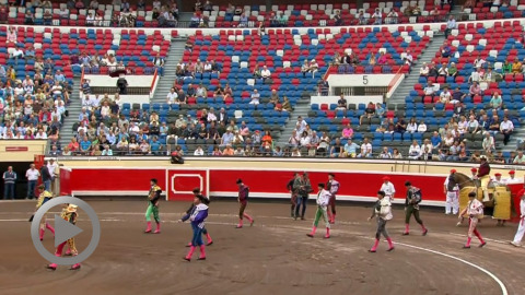 mario-navas-et-victor-hernandez-coupent-une-oreille-a-bilbao