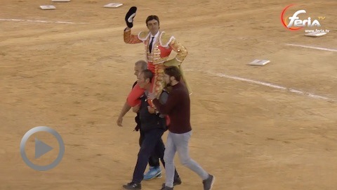 perera-a-hombros-a-castellon