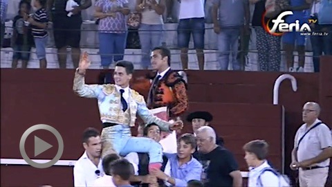 san-roque-david-galvan-et-el-fandi-a-hombros