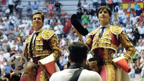 el-juli-et-roca-rey-en-puerta-grande-a-pontevedra