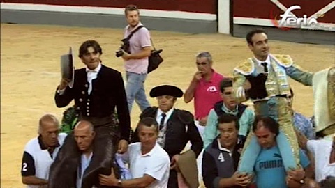 ventura-et-ponce-a-hombros-a-jaen