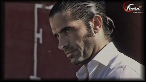 javier-conde-chez-fernay-y-sus-hijas