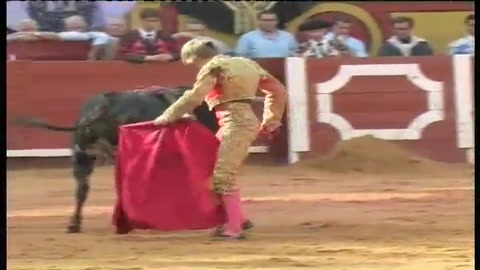 javier-jimenez-coupe-une-queue