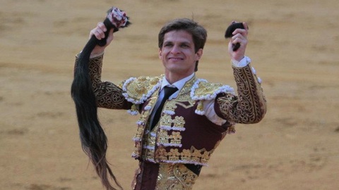 el-juli-quatre-oreilles-et-la-queue