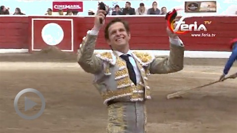 el-juli-a-hombros-pour-son-encerrona-a-latacunga