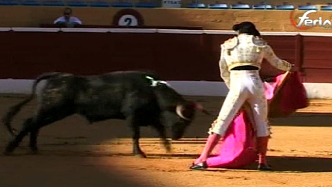 marbella-joselete-a-hombros