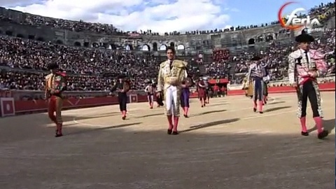 nimes-oreille-pour-el-juli-talavante-silveti