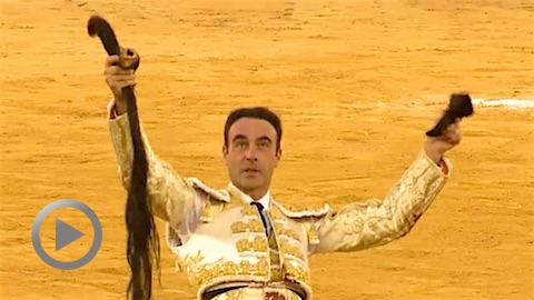 Murcia. Ponce coupe un rabo