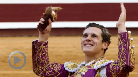 dax-interesante-corrida-de-pedraza-oreja-para-adriano