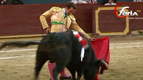 samper-a-hombros-a-riobamba