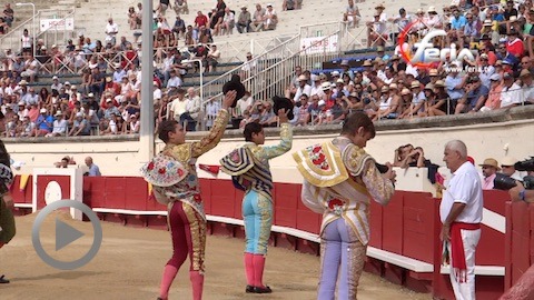 beziers-deux-oreilles-sur-la-novillada-de-los-galos