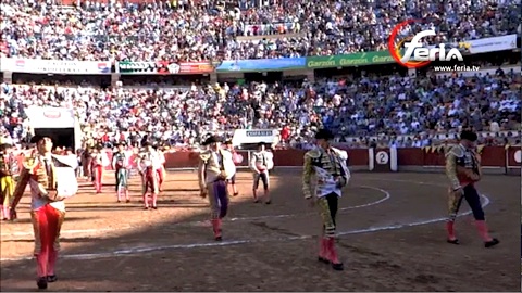 el-fandi-a-hombros-a-san-cristobal