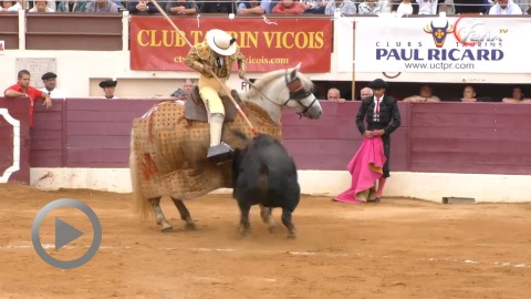 vic-novilladon-de-dolores-aguirre