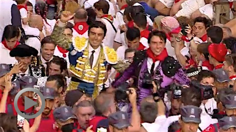 pampelune-triomphe-de-perera-et-roca-rey