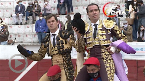 latacunga-uceda-leal-et-daniel-luque-a-hombros