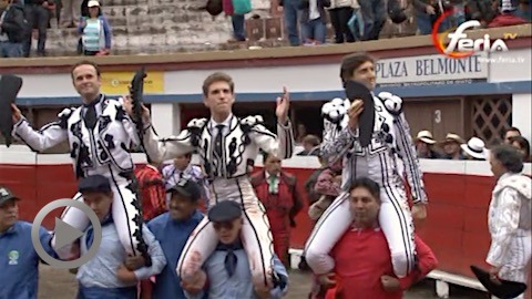 plaza-belmonte-de-quito-tous-a-hombros-pour-la-goyesque